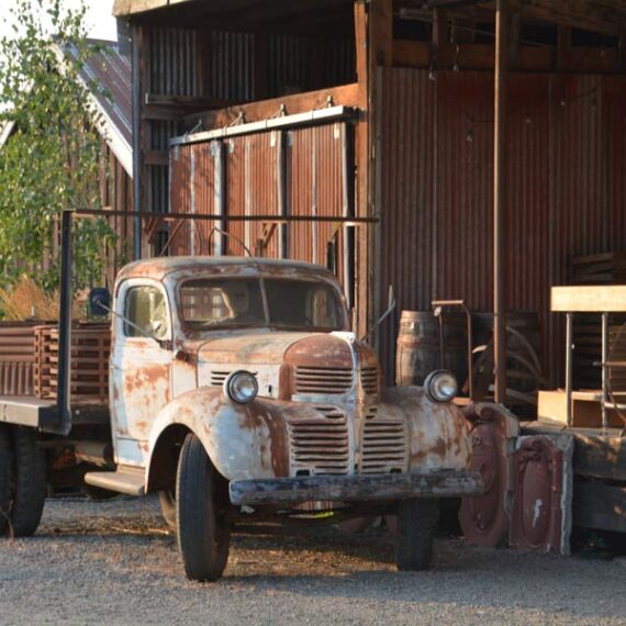 Architectural Salvage Building, Aurora, Oregon